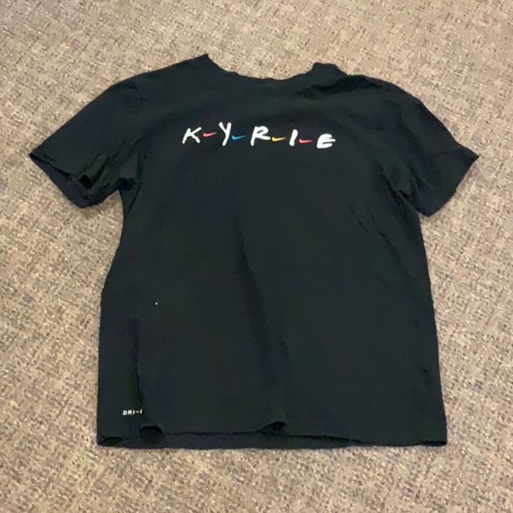 Kyrie Nike Friends Tee
